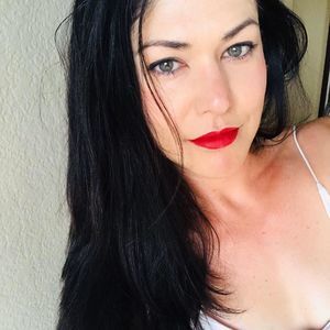 Meet your Posher, Marina